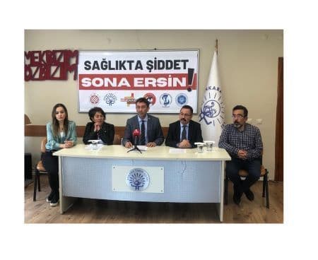 “Basın açıklaması - 17 Nisan 2012 tarihinde bir hasta yakınının bıçaklı saldırısı sonucu yaşamını yitiren Dr. Ersin Arslan’ı saygıyla anıyoruz.” görseli