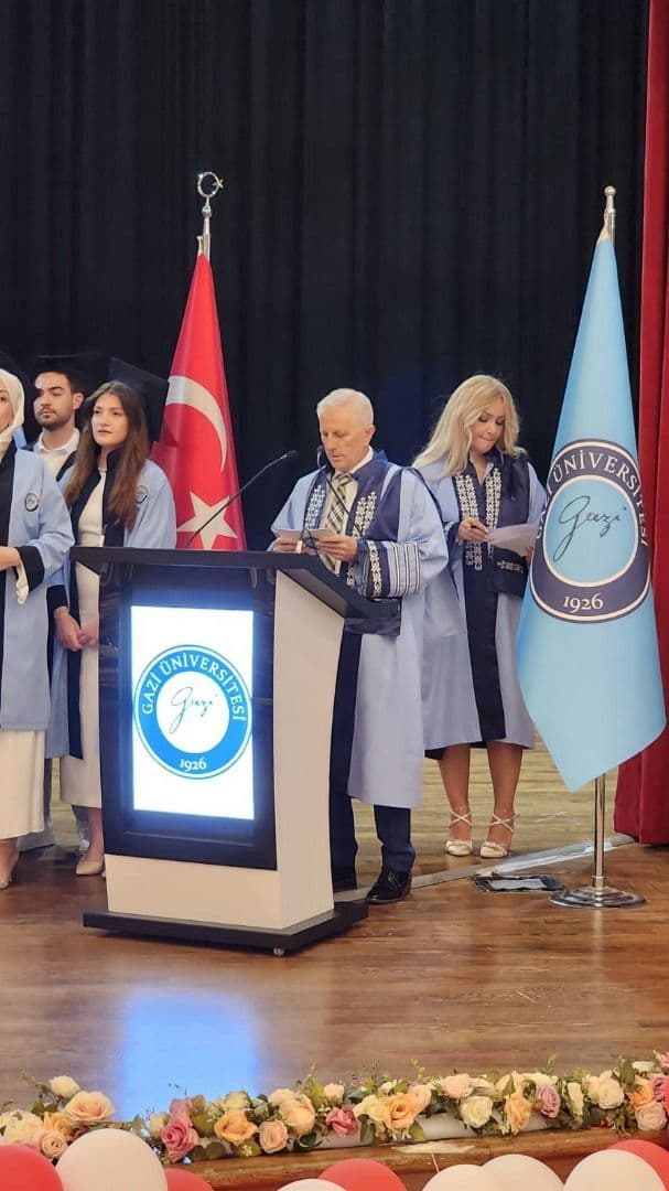 “Gazi üniversitesi dişhekimliği fakültesi 2025–2026 eğitim-öğretim yılı mezuniyet töreni gerçekleştirldi” fotoğraf galerisi, 1. fotoğraf
