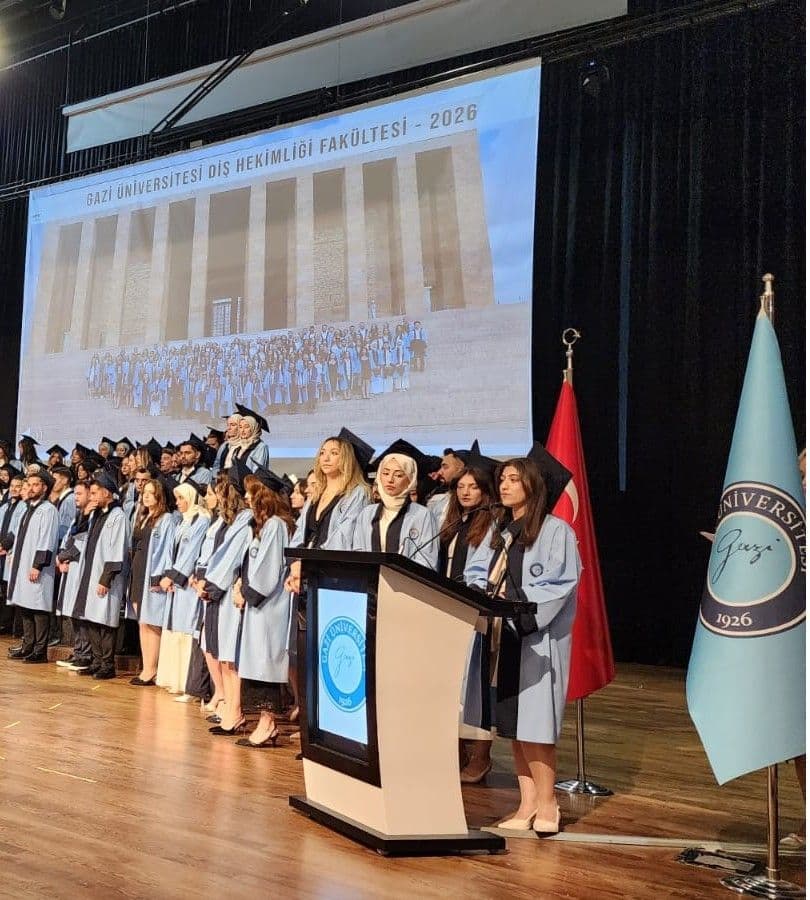 “Gazi üniversitesi dişhekimliği fakültesi 2025–2026 eğitim-öğretim yılı mezuniyet töreni gerçekleştirldi” fotoğraf galerisi, 7. fotoğraf