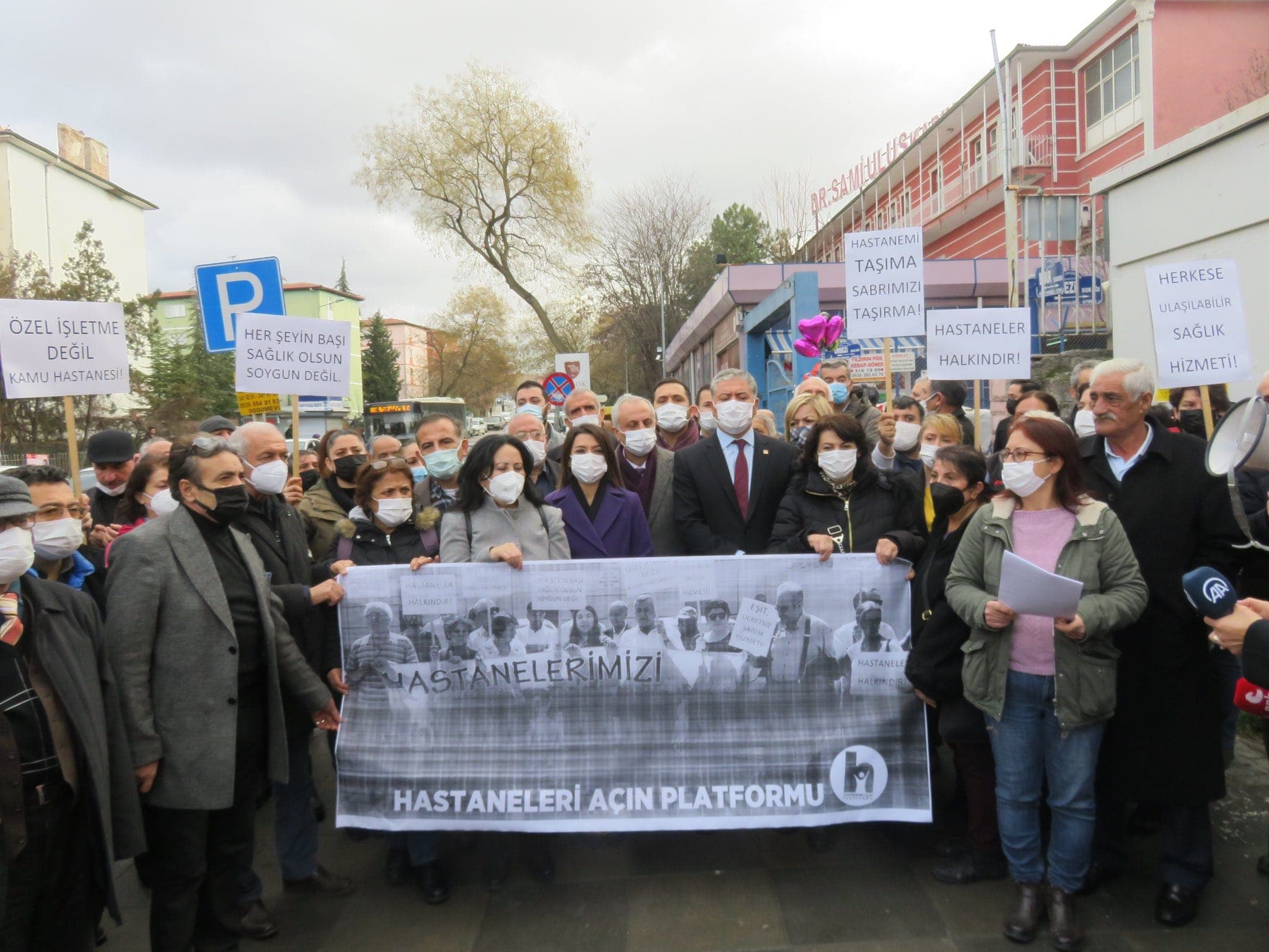 “Kapatılan hastanelerimiz yeniden açılmalı” görseli